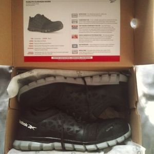 Reebok steel toe work shoes size 12 wide